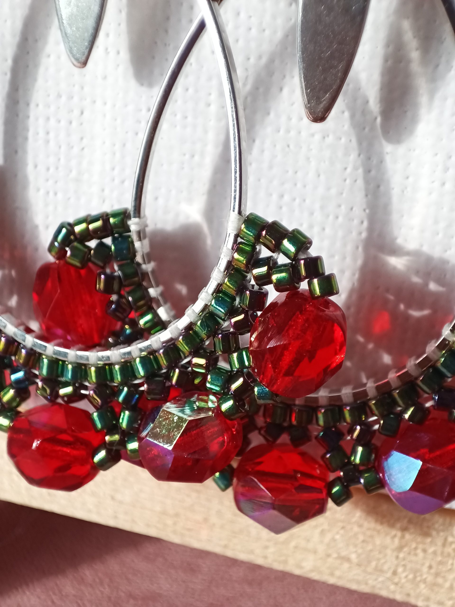 Boucles d’oreilles – Goutte Rouge et vert – Image 3