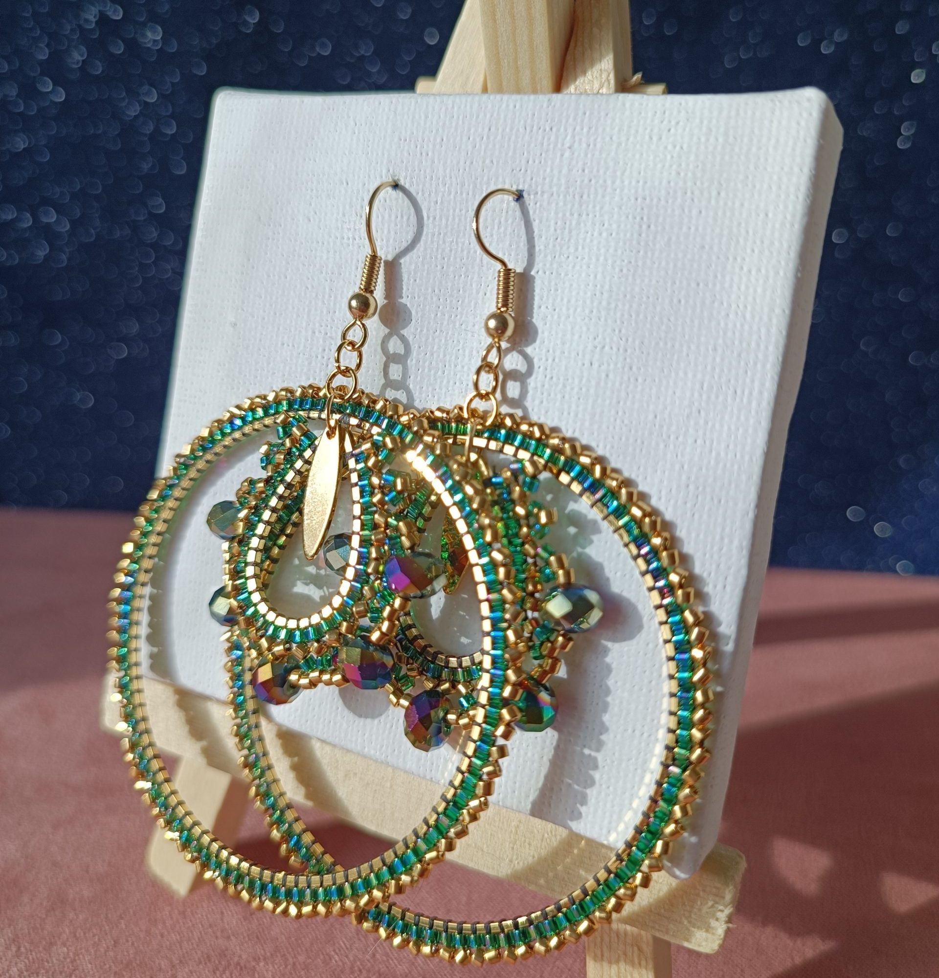 Boucles d'oreilles - Rond avec goutte pendentif Vert irisé