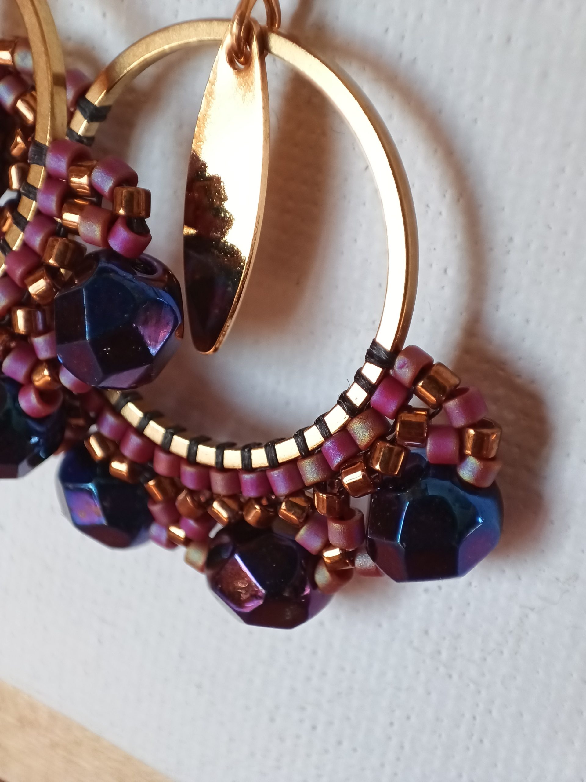 Boucles d’oreilles – Anneau 2cm doré, Rose Violet et Bronze – Image 2