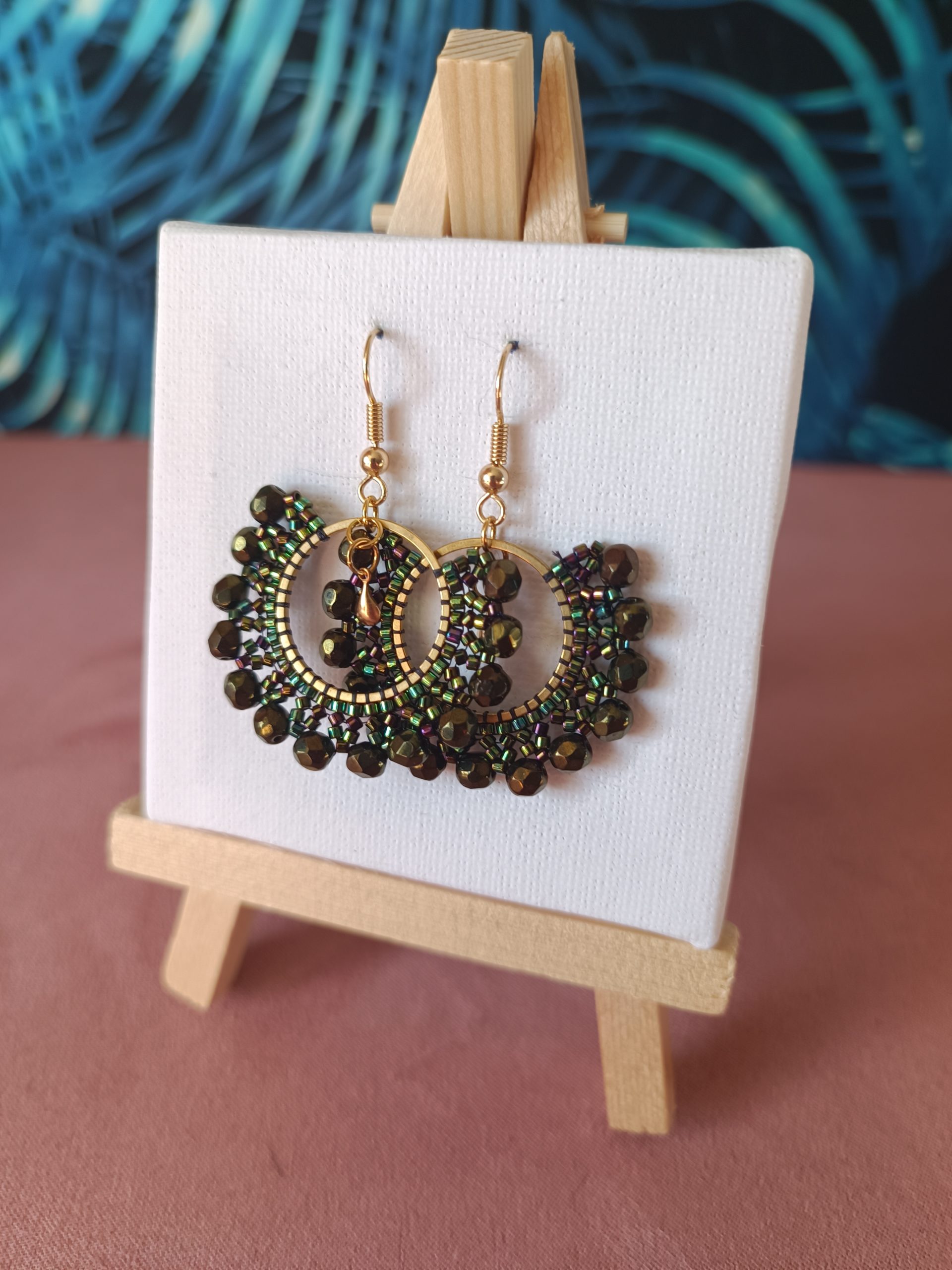 Boucles d’oreilles – Anneau 2cm Vert irisé et noir