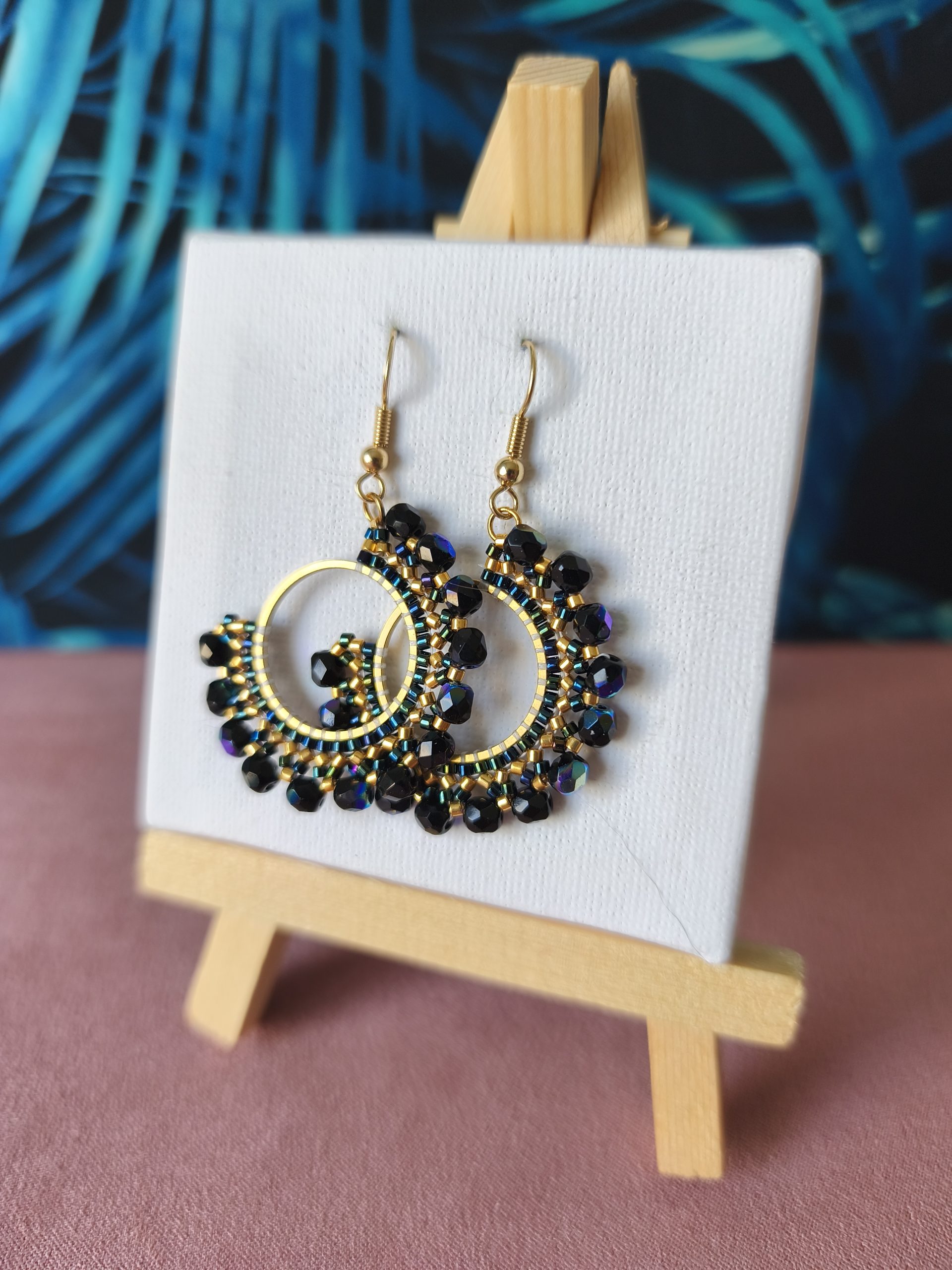 Boucles d’oreilles – Anneau 2cm doré et noir bleuté