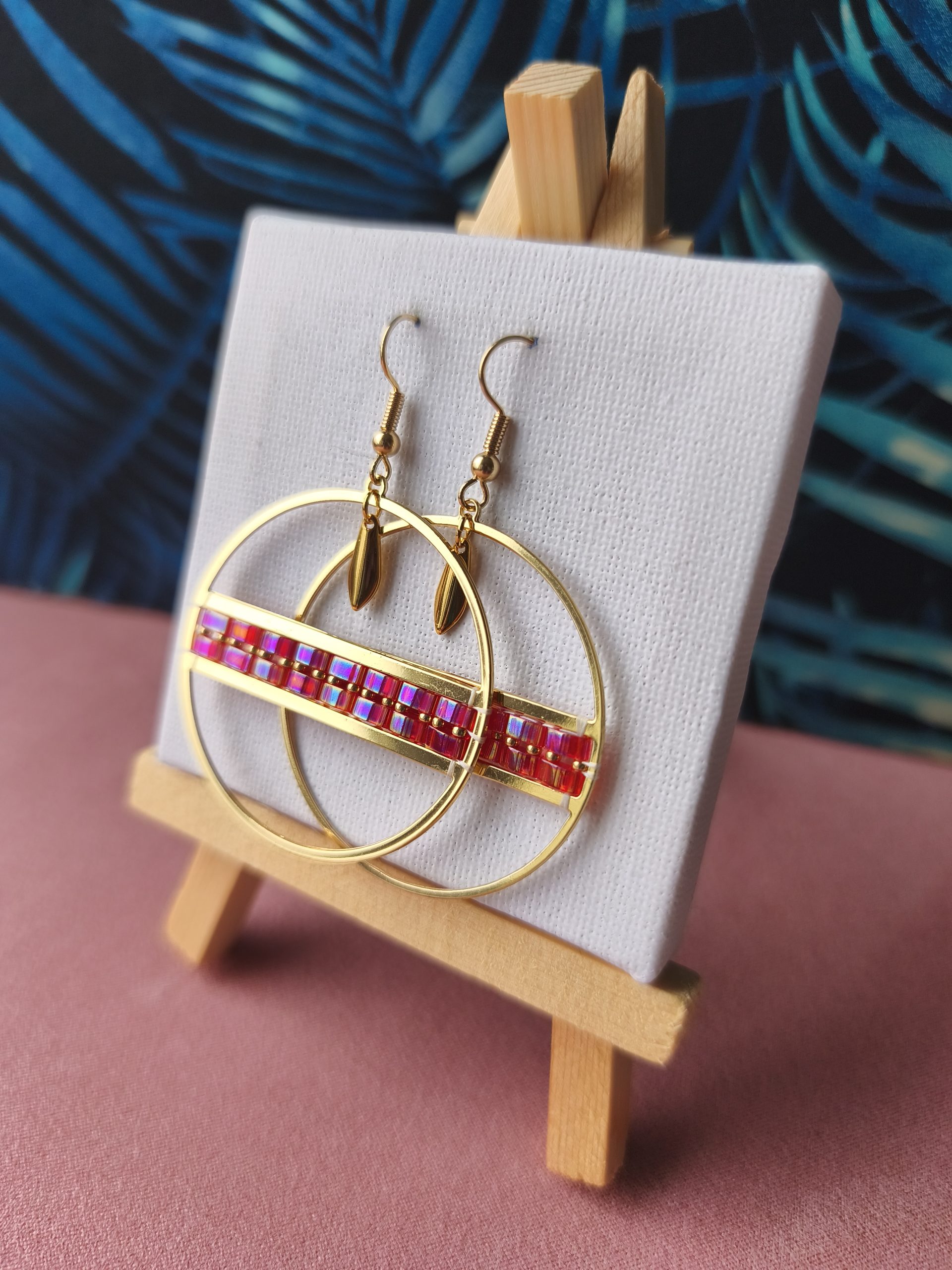 Boucles d'oreilles - Anneau 4,3 cm doré et ligne rouge