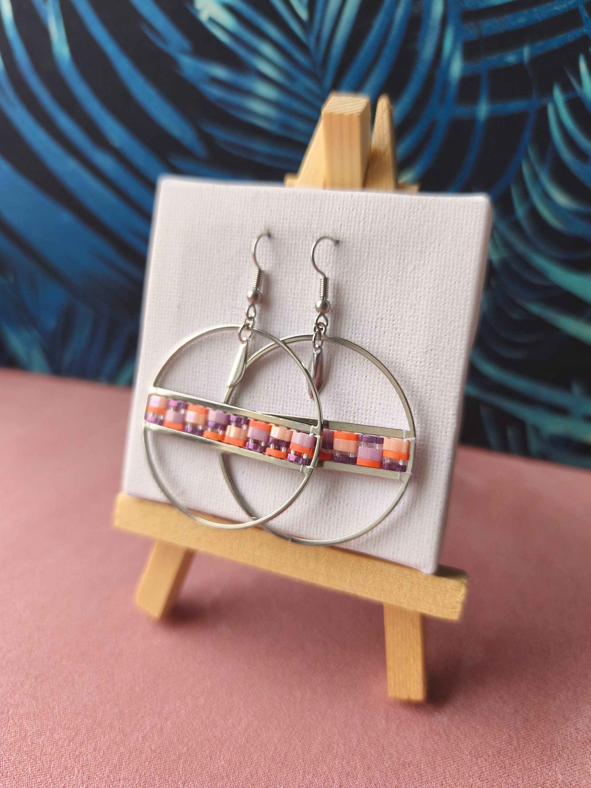 Boucles d'oreilles - Anneau 4,3 cm argenté, ligne orange et violet
