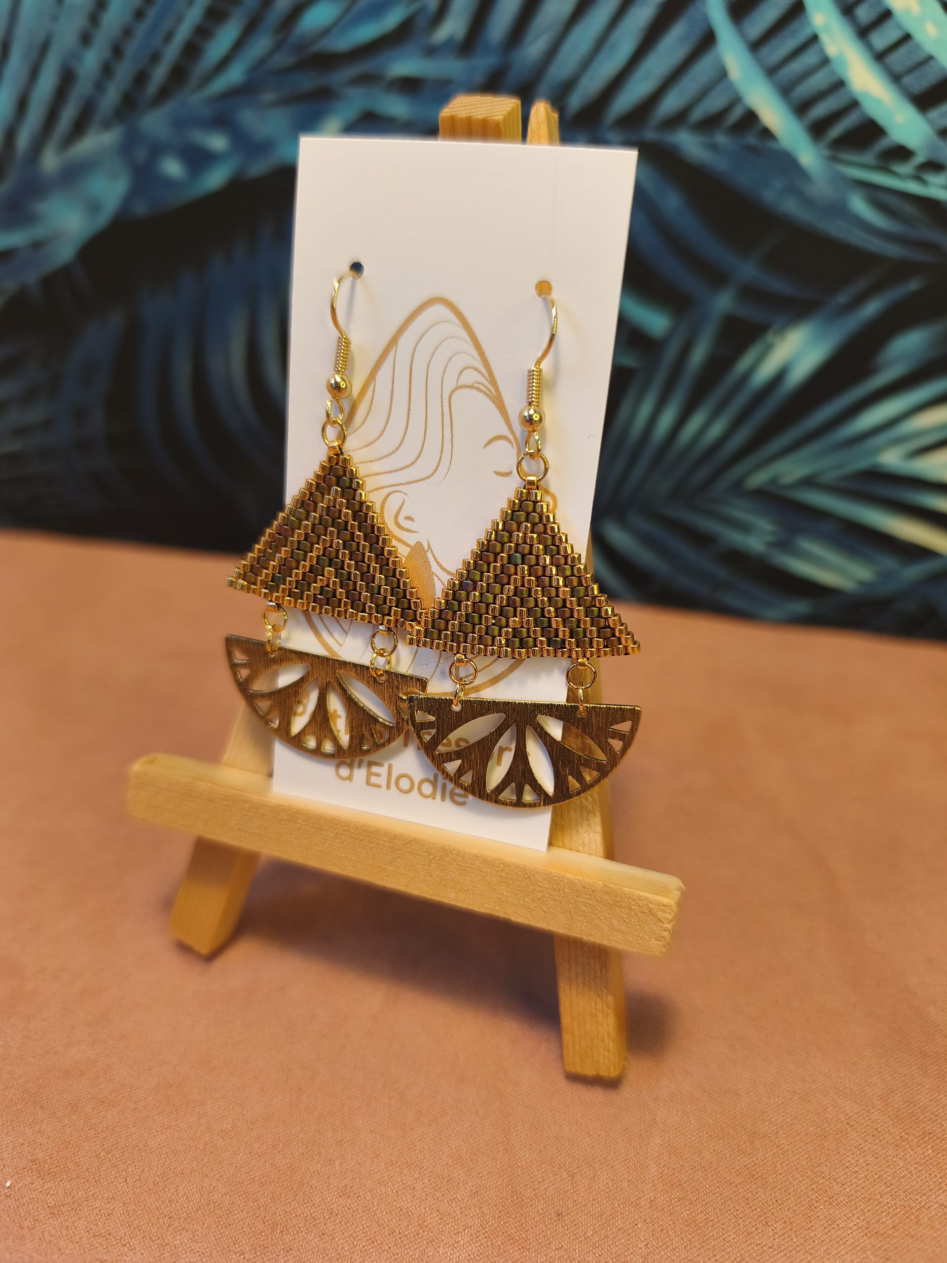 Boucles d'oreilles tissage triangle