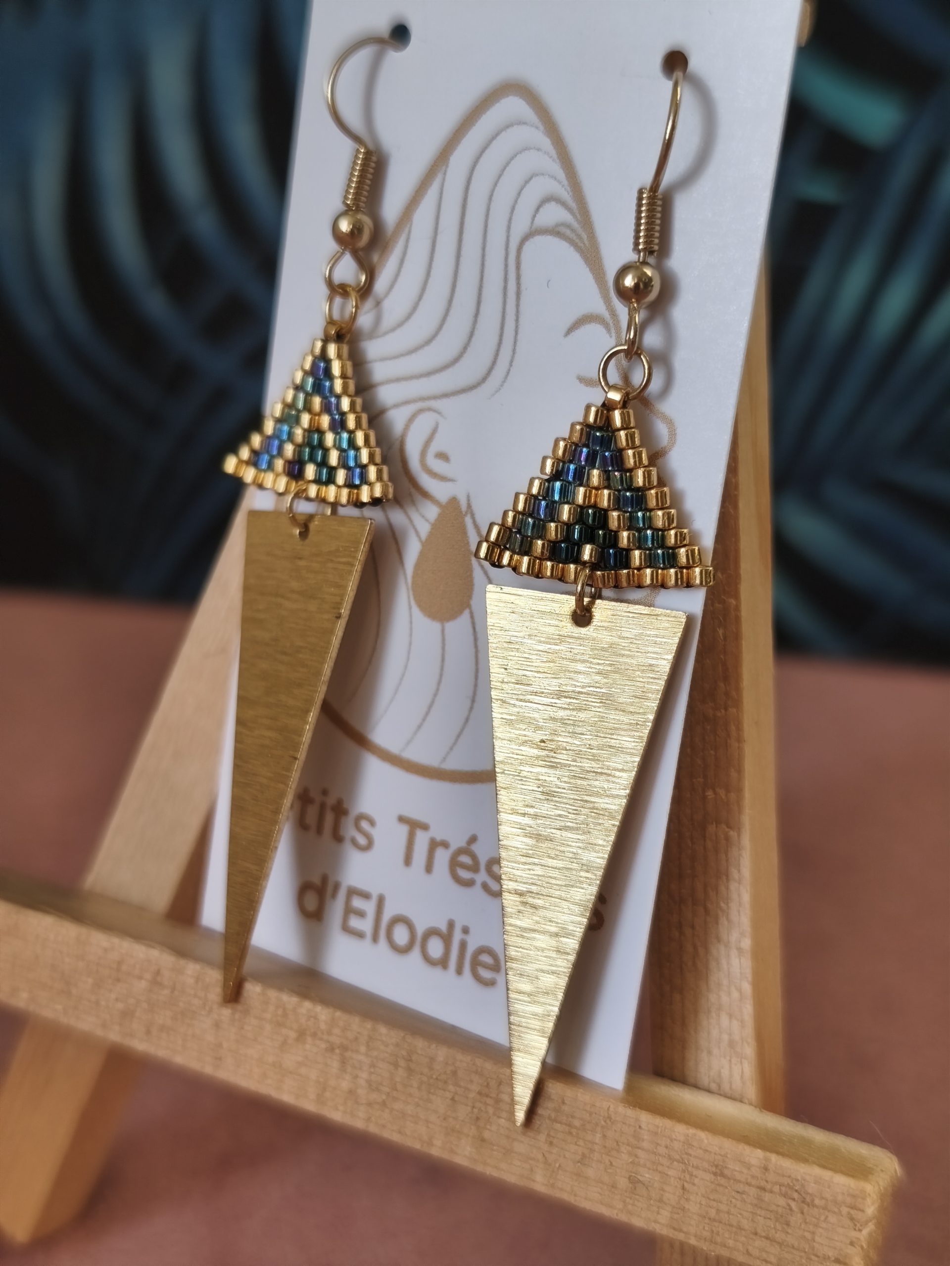 Boucles d'oreilles - Mini triangle tissage bleu – Image 2