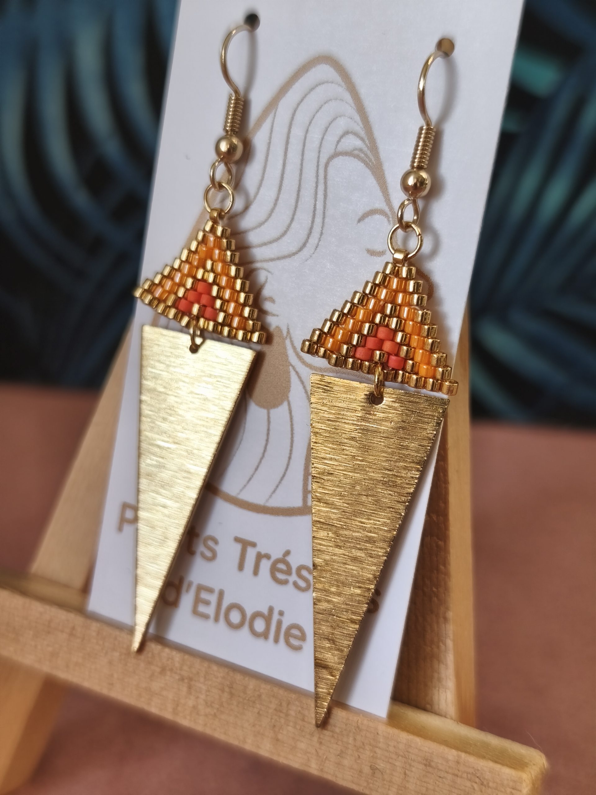 Boucles d'oreilles - Mini triangle tissage orange – Image 2