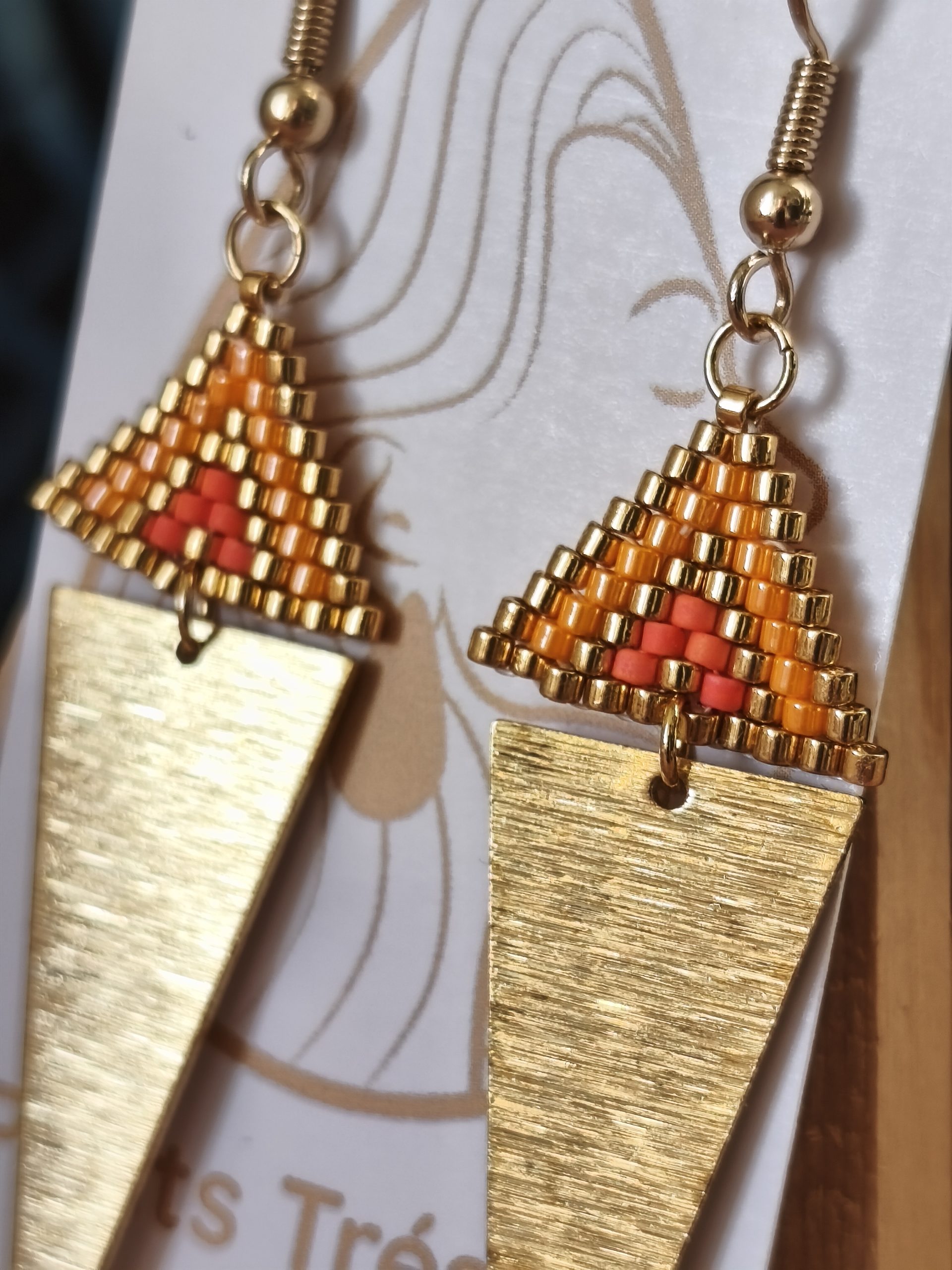Boucles d'oreilles - Mini triangle tissage orange – Image 3