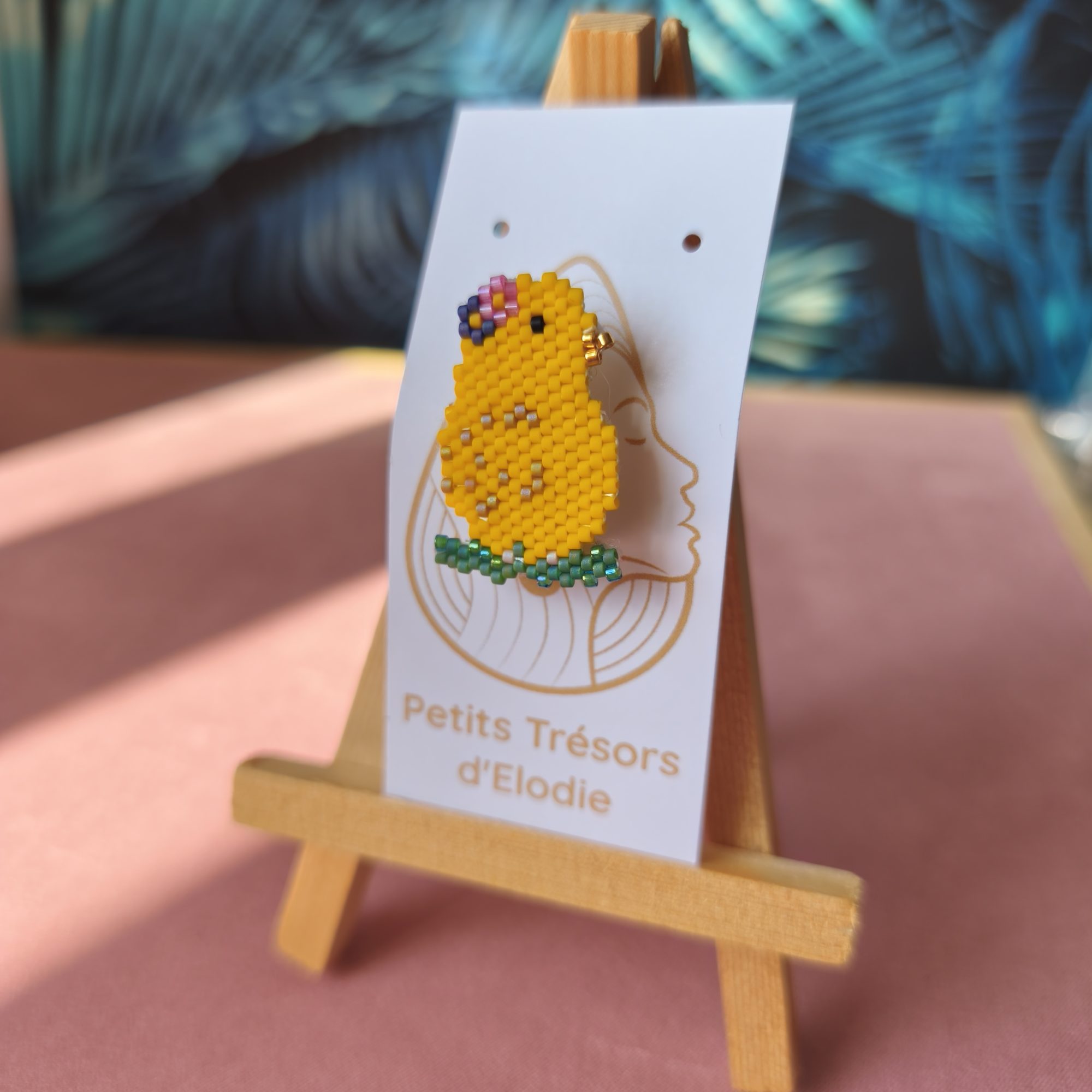Broche Poussin